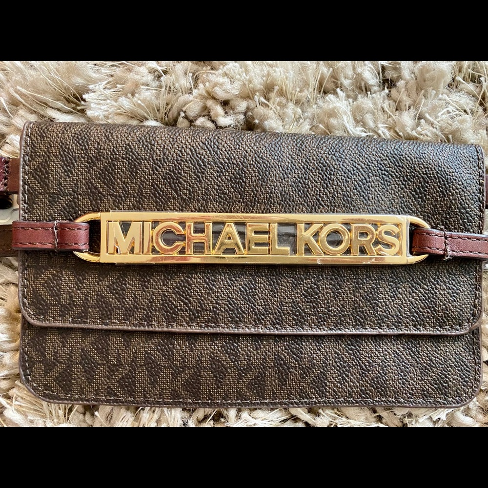 Michael Kors Pouch Belt